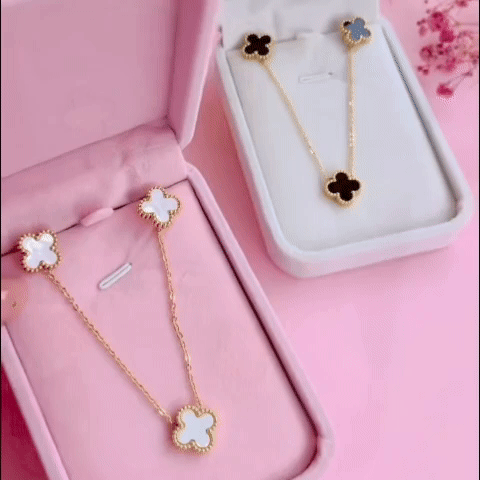 Combo Collar y Aretes Elegantes - El Toque Perfecto para Tu Look ¡Luce Imparable!